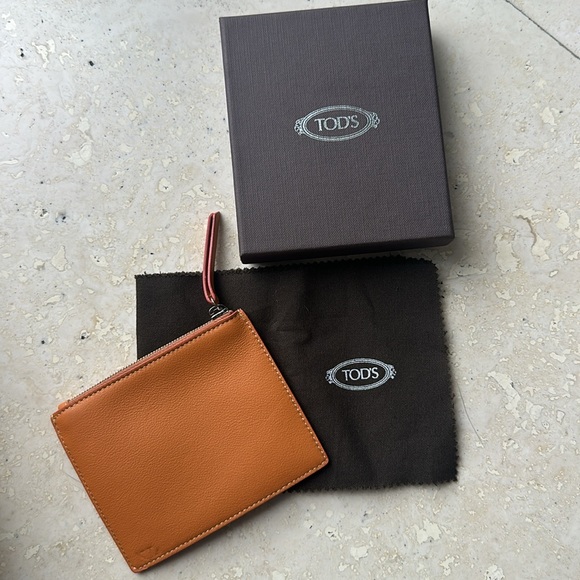 Tods card holder wallet costumized . Never worn - Picture 2 of 4